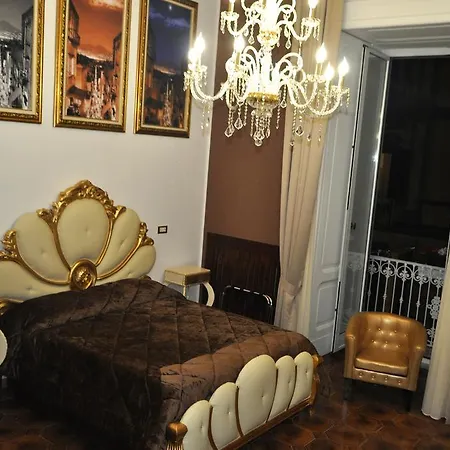 Des Artistes 4* Naples