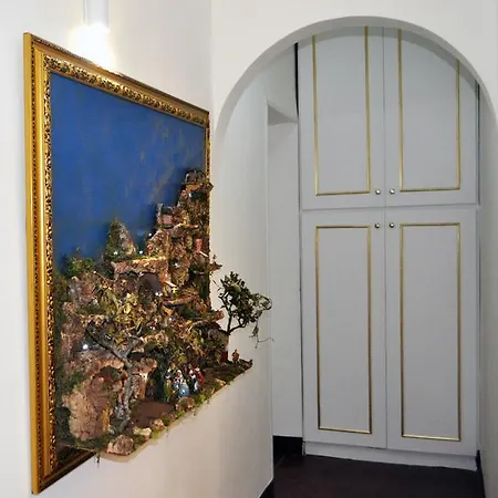 Des Artistes Hotel